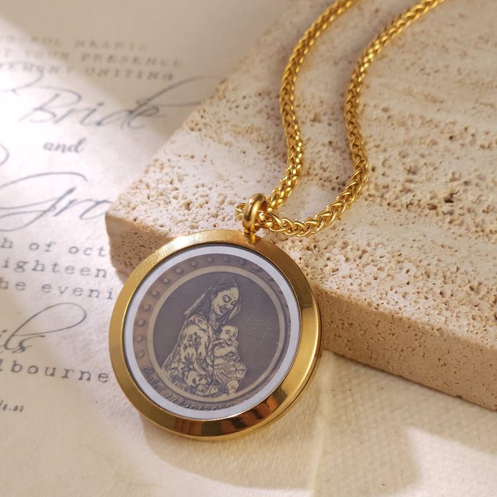 Personalized 3D Photo Necklace Round Pendant